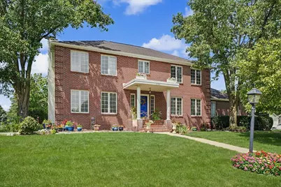 324 N Chaucer Boulevard, Monticello, IL 61856 - Photo 2