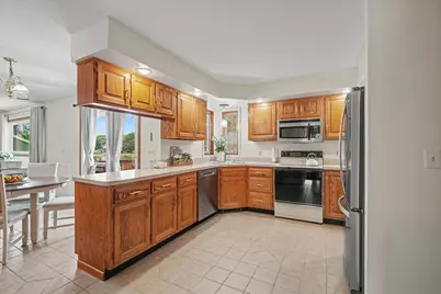 324 N Chaucer Boulevard, Monticello, IL 61856 - Photo 22