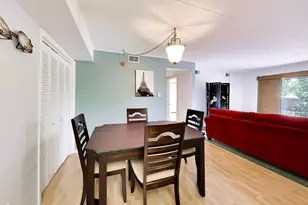 11012 S Kilpatrick Ave, Oak Lawn, IL 60453 - Photo 8