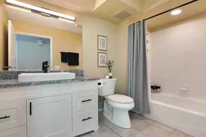 1720 Maple Avenue #1620, Evanston, IL 60201 - Photo 10