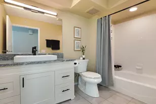 1720 Maple Ave, Evanston, IL 60201 - Photo 10