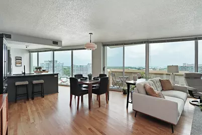 1720 Maple Avenue #1620, Evanston, IL 60201 - Photo 2