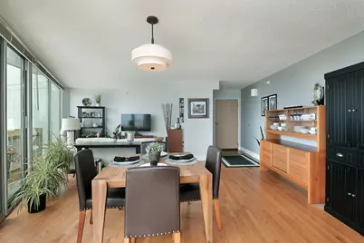 1720 Maple Avenue #1620, Evanston, IL 60201 - Photo 4