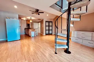 1188 Royal Glen Dr, Glen Ellyn, IL 60137 - Photo 1