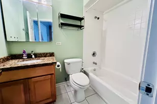 1188 Royal Glen Dr, Glen Ellyn, IL 60137 - Photo 6