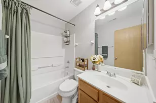 388 Richmond Dr, Romeoville, IL 60446 - Photo 24