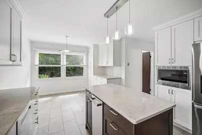 1645 Sherwood Road, Highland Park, IL 60035 - Photo 12