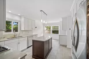 1645 Sherwood Rd, Highland Park, IL 60035 - Photo 10