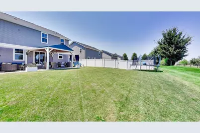 460 E Meadowdale Circle, Hampshire, IL 60140 - Photo 32