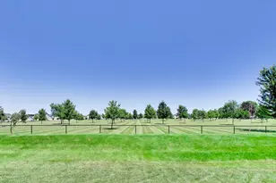 460 E Meadowdale Cir, Hampshire, IL 60140 - Photo 34