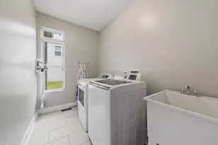 1571 Woodland Ln, Bolingbrook, IL 60490 - Photo 14