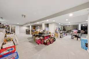 1571 Woodland Ln, Bolingbrook, IL 60490 - Photo 28