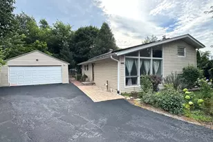 1008 Adams Ct, Carpentersville, IL 60110 - Photo 1