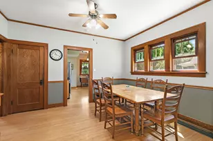 909 Augusta Ave, Elgin, IL 60120 - Photo 14