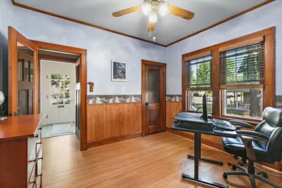 909 Augusta Avenue, Elgin, IL 60120 - Photo 6