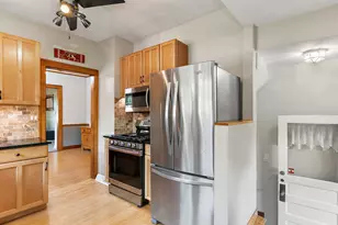 909 Augusta Ave, Elgin, IL 60120 - Photo 20