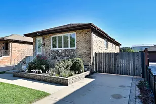 2329 Trumbull Ave, River Grove, IL 60171 - Photo 2