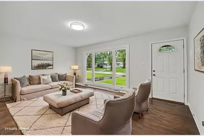 701 W Vermont Street, Villa Park, IL 60181 - Photo 4