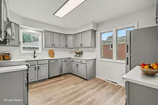 701 W Vermont St, Villa Park, IL 60181 - Photo 8