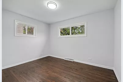 701 W Vermont Street, Villa Park, IL 60181 - Photo 12