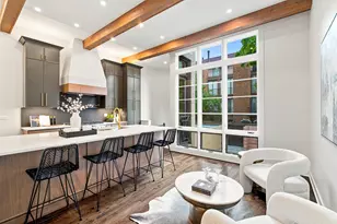67 W Schiller St, Chicago, IL 60610 - Photo 4