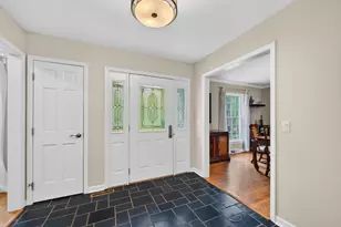 21101 N Middleton Dr, Kildeer, IL 60047 - Photo 4