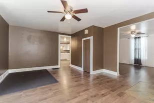 402 Mason St, Chenoa, IL 61726 - Photo 10