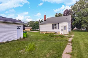 402 Mason St, Chenoa, IL 61726 - Photo 24