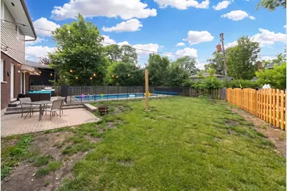 2005 E Cayuga Lane, Mount Prospect, IL 60056 - Photo 24