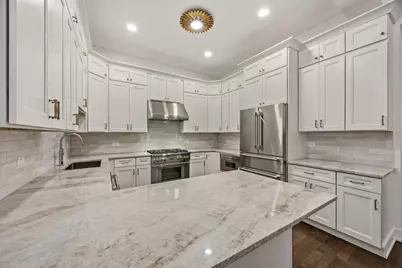 2107 N Clark Street, Chicago, IL 60614 - Photo 10