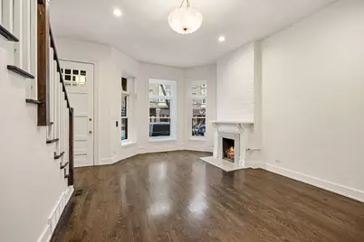 2107 N Clark Street, Chicago, IL 60614 - Photo 2