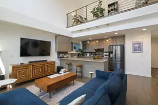 2027 W Race Ave, Chicago, IL 60612 - Photo 2