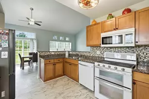 30156 Autumn Dr, Beecher, IL 60401 - Photo 4