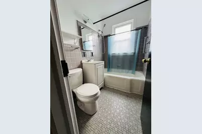 2626 W Balmoral Avenue #201, Chicago, IL 60625 - Photo 8