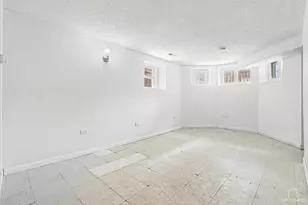 3645 S Wood St, Chicago, IL 60609 - Photo 22