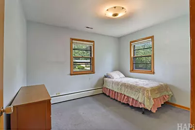 935 Diane Avenue, Elgin, IL 60123 - Photo 10