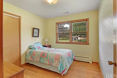 935 Diane Avenue, Elgin, IL 60123 - Photo 12