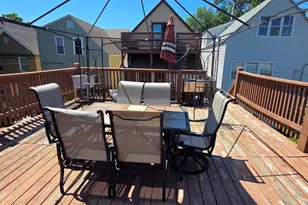 2423 N Lawndale Ave, Chicago, IL 60647 - Photo 2