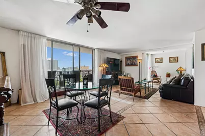 5855 N Sheridan Road #11J, Chicago, IL 60660 - Photo 4