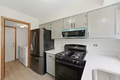 1404 W Sapphire Drive #1404, Hoffman Estates, IL 60192 - Photo 10