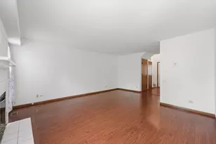 1404 W Sapphire Dr, Hoffman Estates, IL 60192 - Photo 14