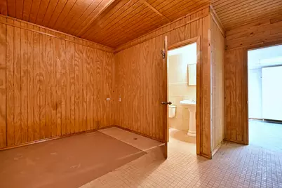 8039 Geneva Street, Woodridge, IL 60517 - Photo 34