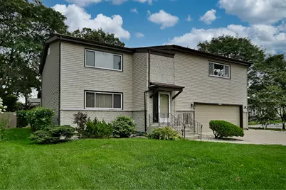 8039 Geneva Street, Woodridge, IL 60517 - Photo 2