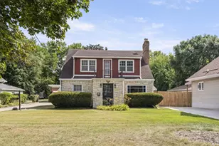 253 River Ln, Loves Park, IL 61111 - Photo 1