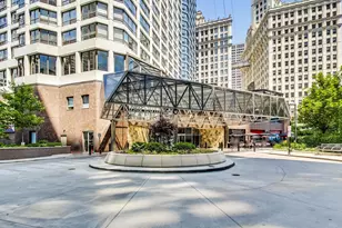 405 N Wabash Ave, Chicago, IL 60611 - Photo 8