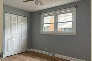 6437 W 63rd Pl, Chicago, IL 60638 - Photo 10