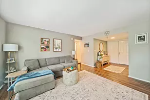 213 Lexington Dr, Bolingbrook, IL 60440 - Photo 6
