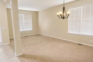 388 Toccoa Ln, Volo, IL 60073 - Photo 2