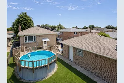 8120 Mayfield Avenue, Burbank, IL 60459 - Photo 4