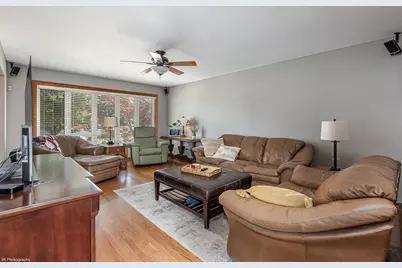 8120 Mayfield Avenue, Burbank, IL 60459 - Photo 6